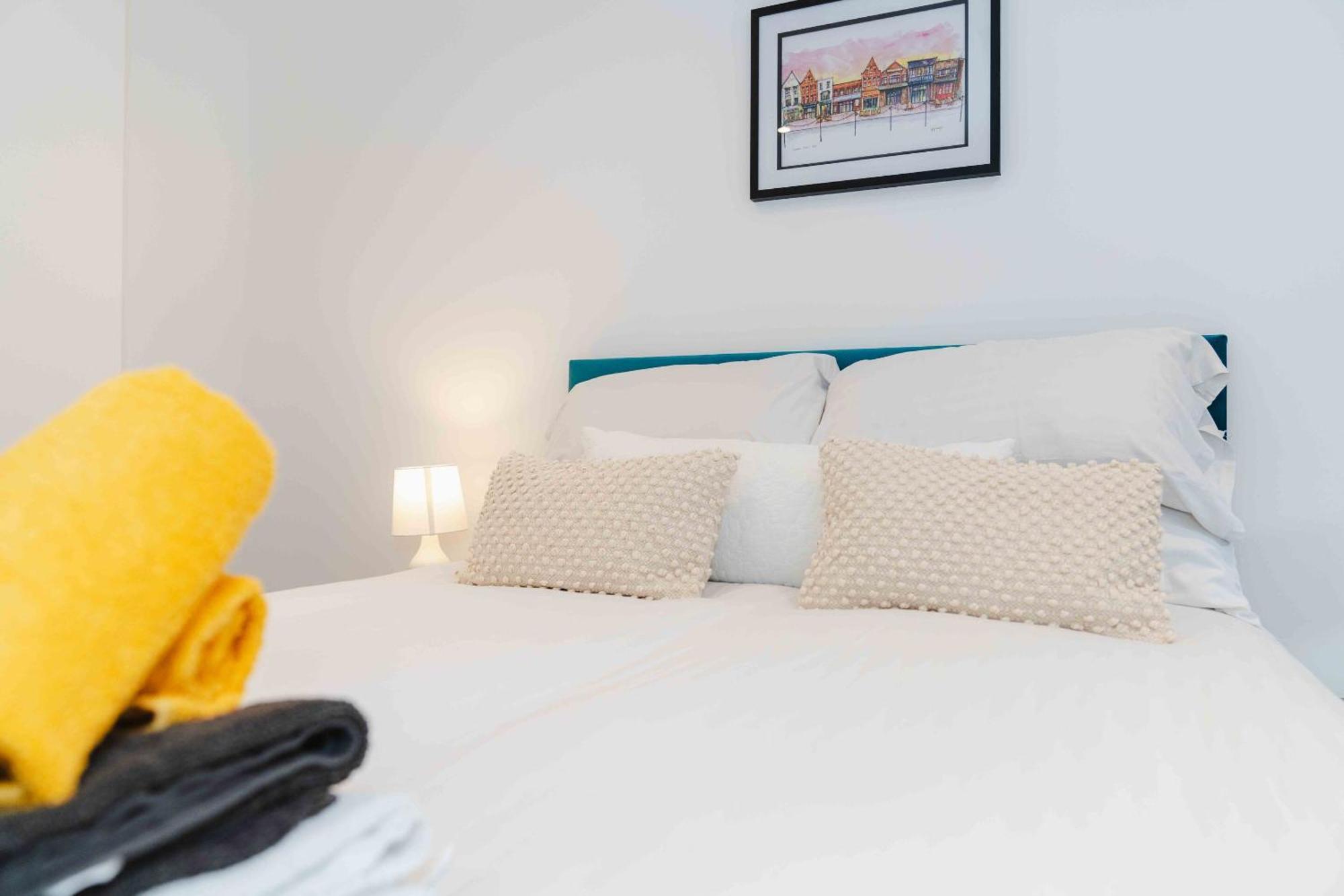 George House Modern Apartments By Vichy Kingston upon Hull Room photo
